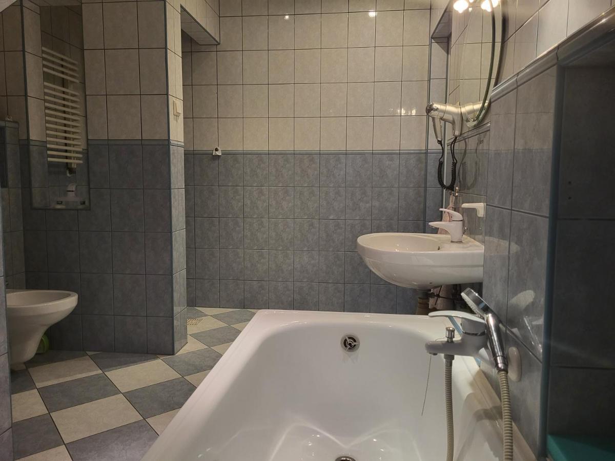 Apartament Przy Bloniach Apartment Krakow Exterior photo